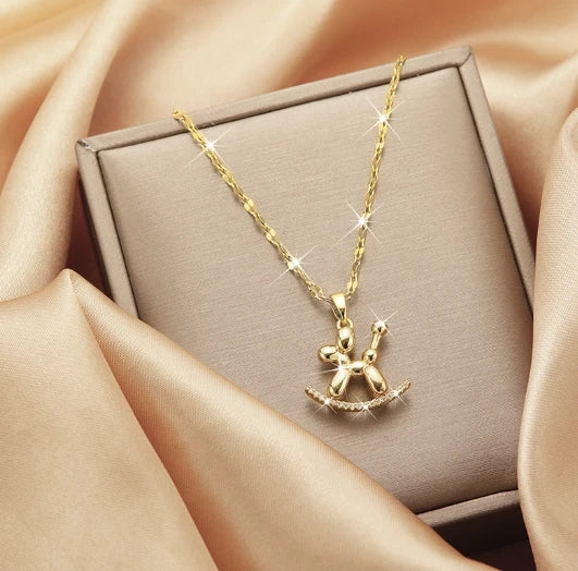 Trendy Jewelry Design 18k Gold Plated Necklace Stainless Steel Heart Butterfly Leaf Zircon Pendant Necklace Set for Women