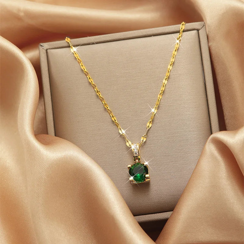 Trendy Jewelry Design 18k Gold Plated Necklace Stainless Steel Heart Butterfly Leaf Zircon Pendant Necklace Set for Women