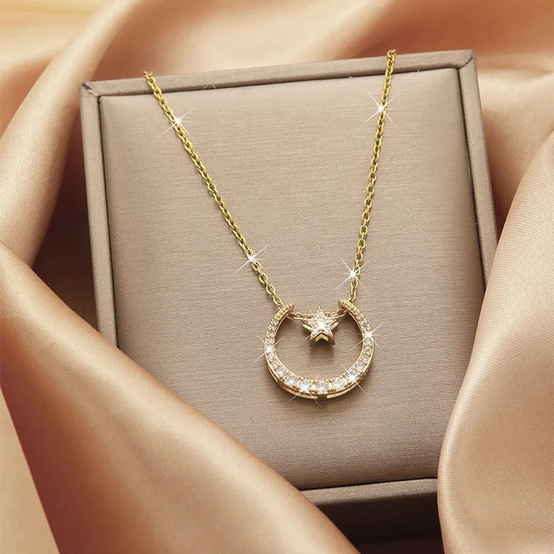 Trendy Jewelry Design 18k Gold Plated Necklace Stainless Steel Heart Butterfly Leaf Zircon Pendant Necklace Set for Women