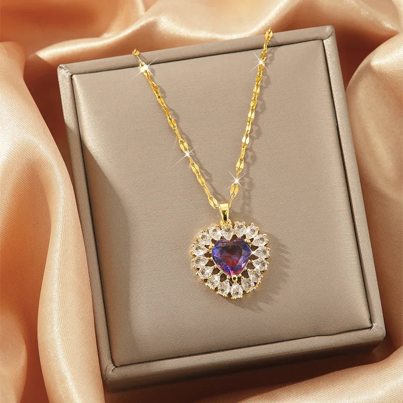 Trendy Jewelry Design 18k Gold Plated Necklace Stainless Steel Heart Butterfly Leaf Zircon Pendant Necklace Set for Women