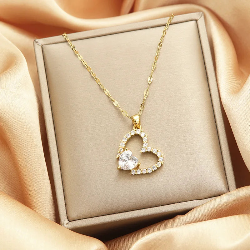 Trendy Jewelry Design 18k Gold Plated Necklace Stainless Steel Heart Butterfly Leaf Zircon Pendant Necklace Set for Women