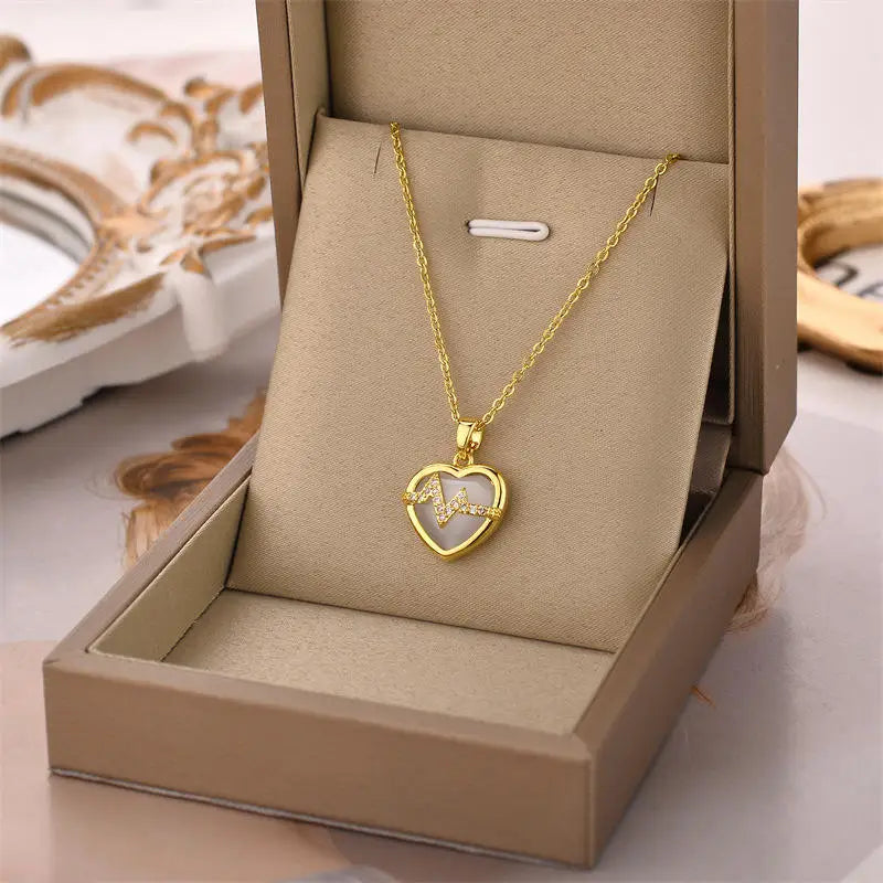 Hot Selling Waterproof 18k Gold Plated Stainless Steel Necklace Zircon Cross Heart Butterfly Letter Pendant Necklace for Women