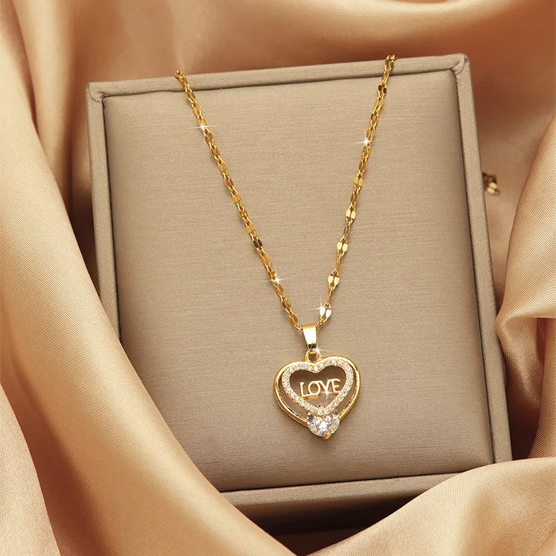 Trendy Jewelry Design 18k Gold Plated Necklace Stainless Steel Heart Butterfly Leaf Zircon Pendant Necklace Set for Women