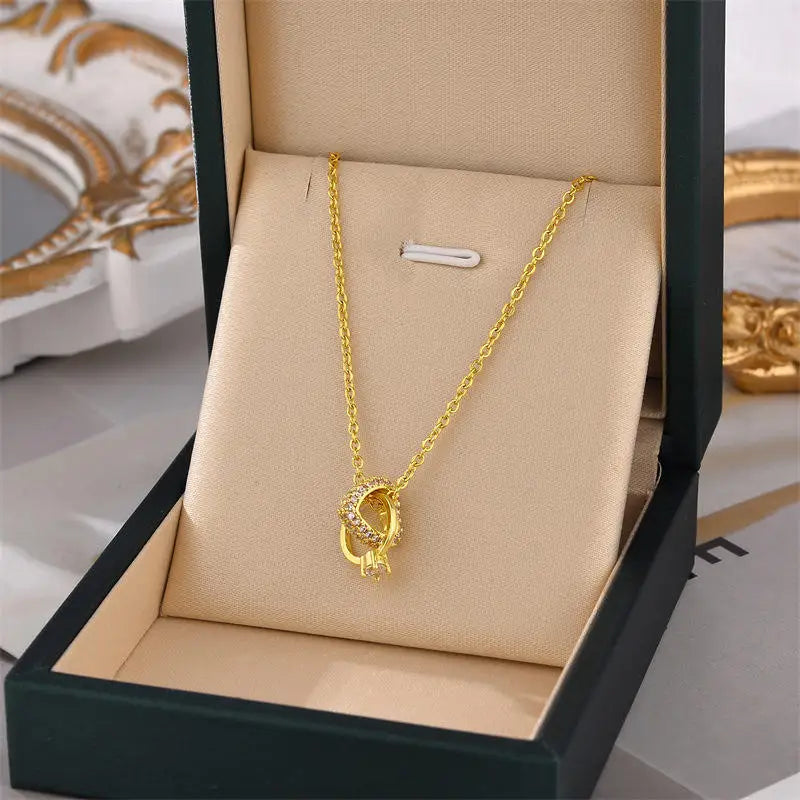 Hot Selling Waterproof 18k Gold Plated Stainless Steel Necklace Zircon Cross Heart Butterfly Letter Pendant Necklace for Women