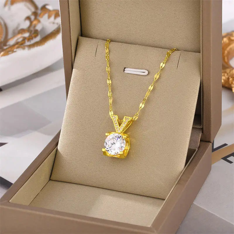 Hot Selling Waterproof 18k Gold Plated Stainless Steel Necklace Zircon Cross Heart Butterfly Letter Pendant Necklace for Women