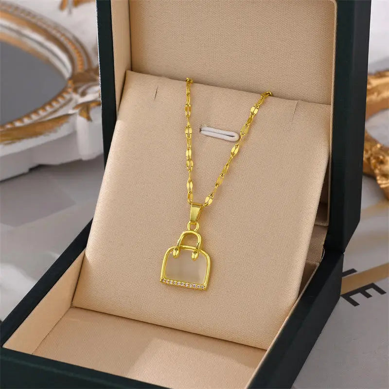 Hot Selling Waterproof 18k Gold Plated Stainless Steel Necklace Zircon Cross Heart Butterfly Letter Pendant Necklace for Women