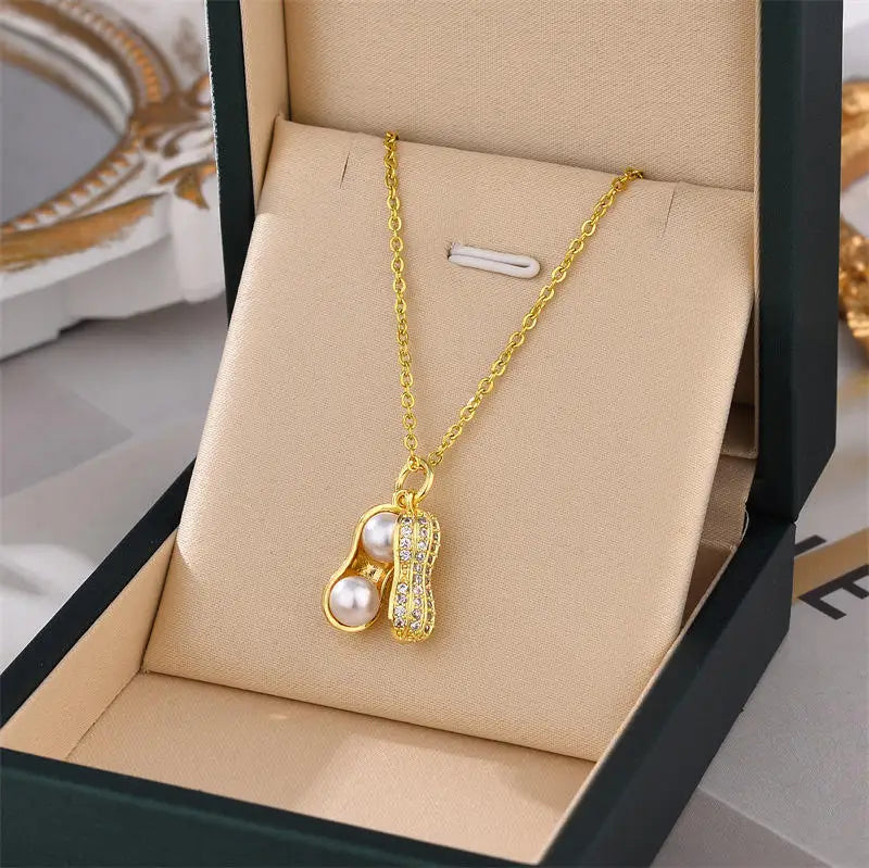 Hot Selling Waterproof 18k Gold Plated Stainless Steel Necklace Zircon Cross Heart Butterfly Letter Pendant Necklace for Women