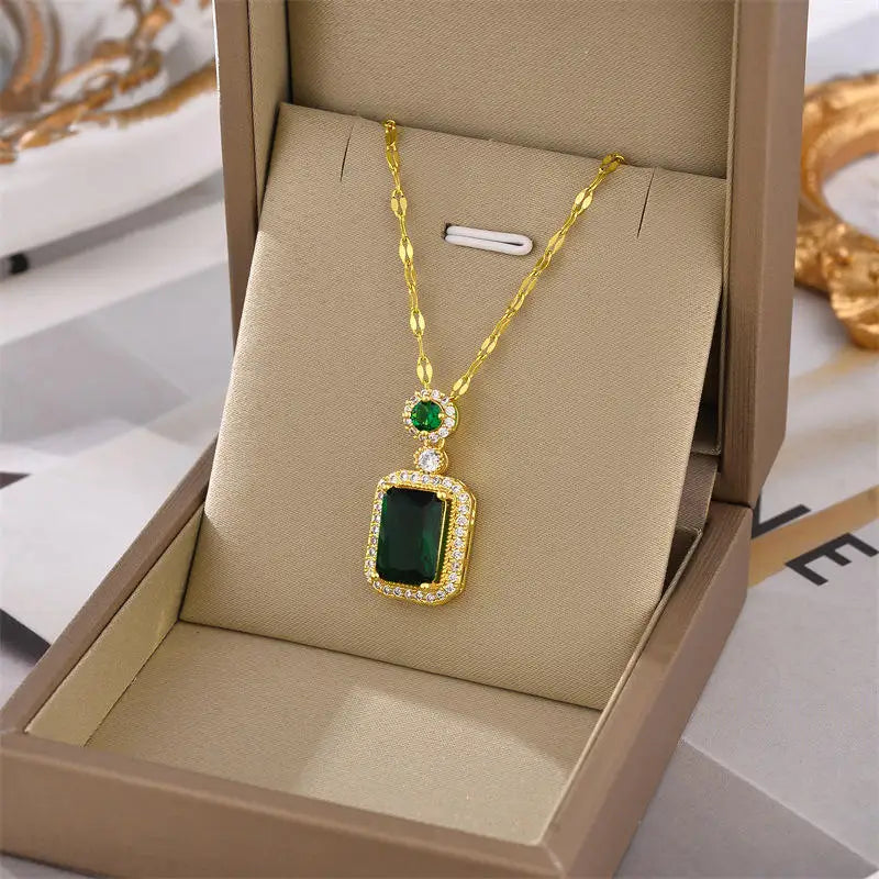 Hot Selling Waterproof 18k Gold Plated Stainless Steel Necklace Zircon Cross Heart Butterfly Letter Pendant Necklace for Women