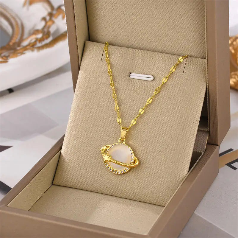 Hot Selling Waterproof 18k Gold Plated Stainless Steel Necklace Zircon Cross Heart Butterfly Letter Pendant Necklace for Women