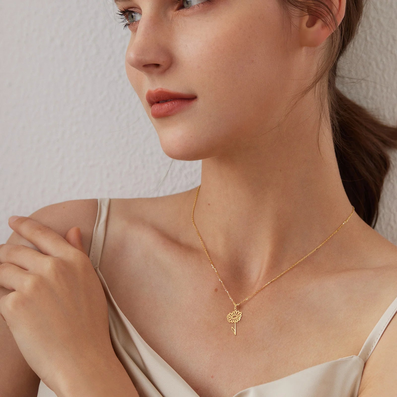 Birth Month Flower Necklace Snowdrop Daisy Rose Pendant Neck Chain Trendy Stainless Steel Jewelry Birthday Gift for Women Girls