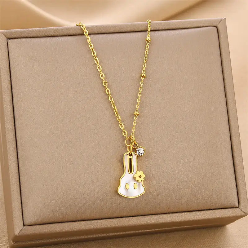 Hot Selling Waterproof 18k Gold Plated Stainless Steel Necklace Zircon Cross Heart Butterfly Letter Pendant Necklace for Women