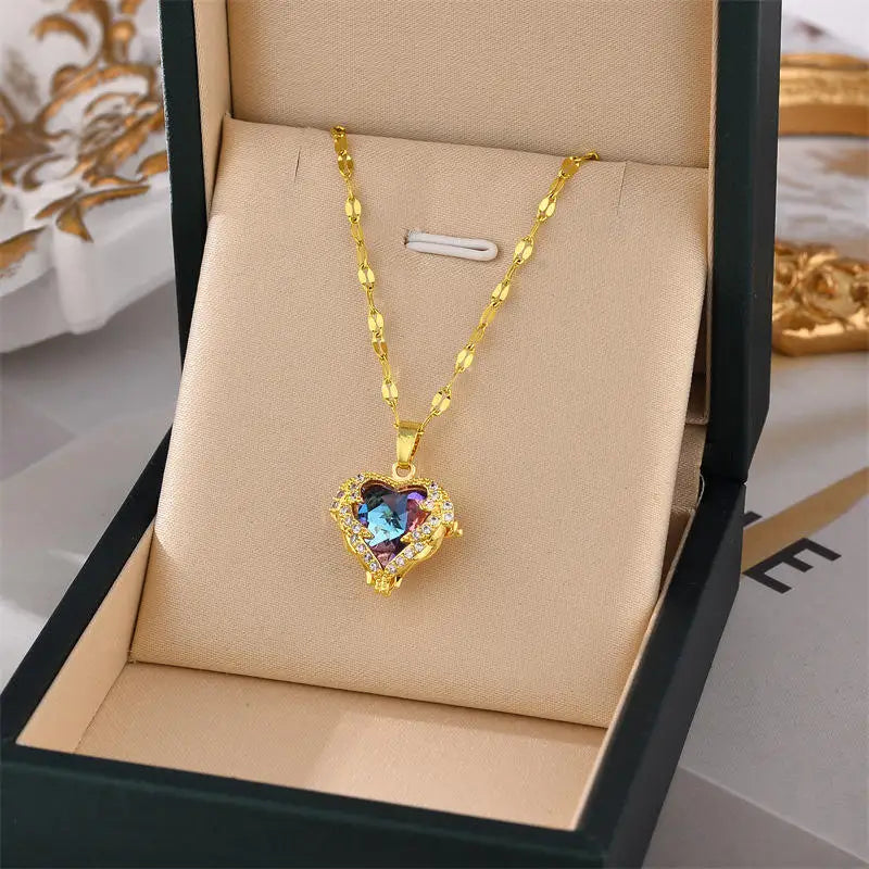 Hot Selling Waterproof 18k Gold Plated Stainless Steel Necklace Zircon Cross Heart Butterfly Letter Pendant Necklace for Women